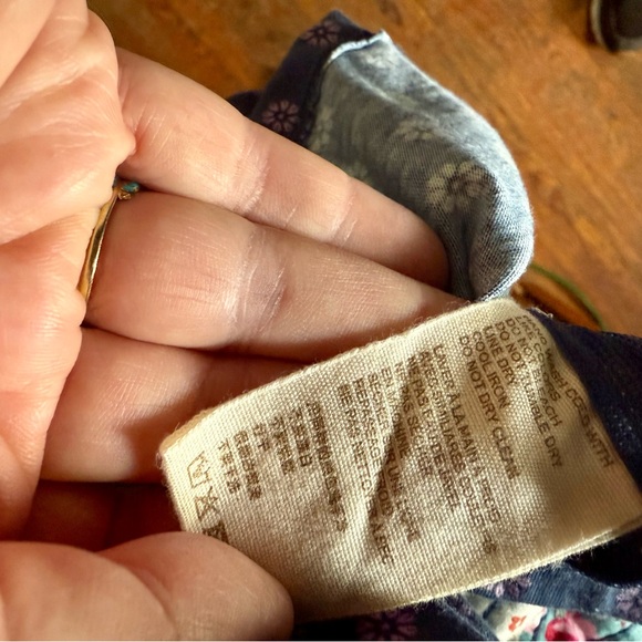 Floral Patchwork Ruffle Top - Picture 4 of 4